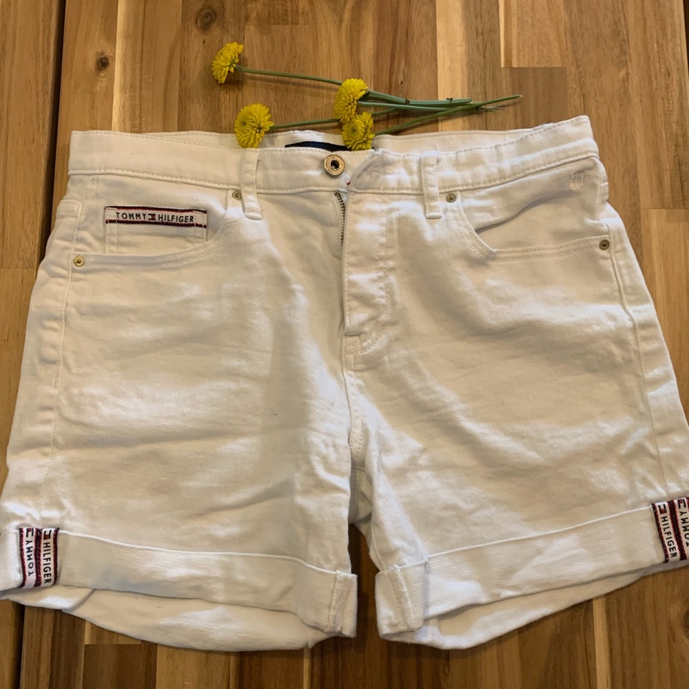 White Sumer Shorts